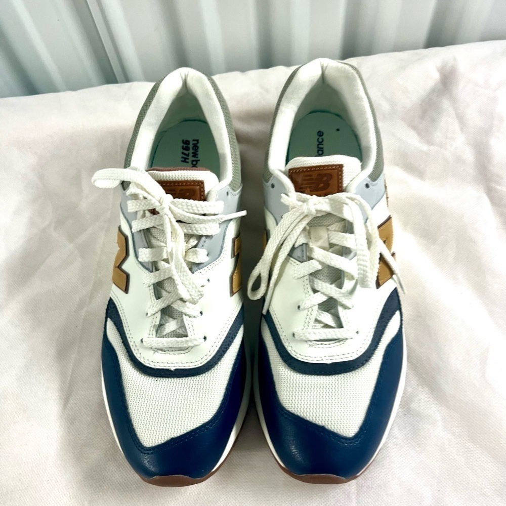 New Balance Beige and Navy Sneakers with Gold Accents